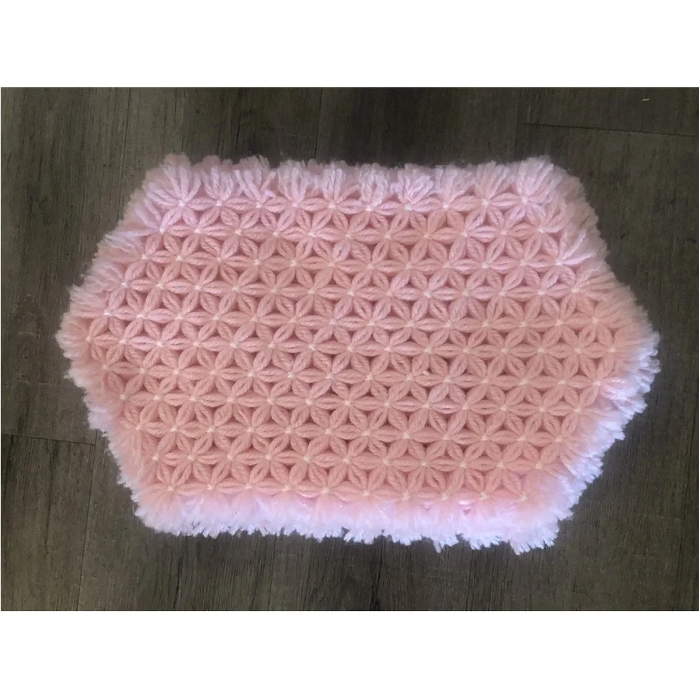 6 Vintage Handmade Crochet Placemats Pink Daisy Jasmine Stitch Excellent 18